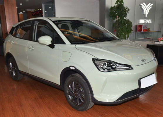 बाएं हाथ से गाड़ी चलाने वाली ईवी इलेक्ट्रिक कार 31.15kwh नई ऊर्जा इलेक्ट्रिक वाहन